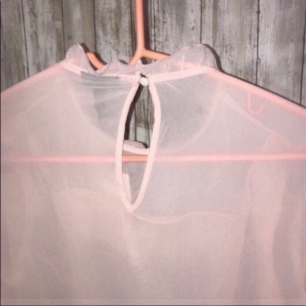 NWT Who What Wear Blush Ruffle Blouse - Picture 6 of 6
